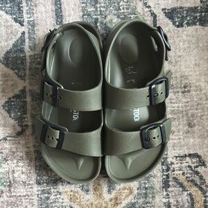 Birkenstock Green Sandals with Adjustable Straps and Contoured Footbed